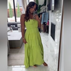 Avani maxi dress in green